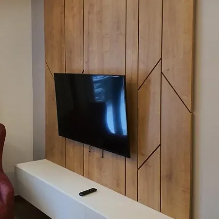 Apartment Deluxe *